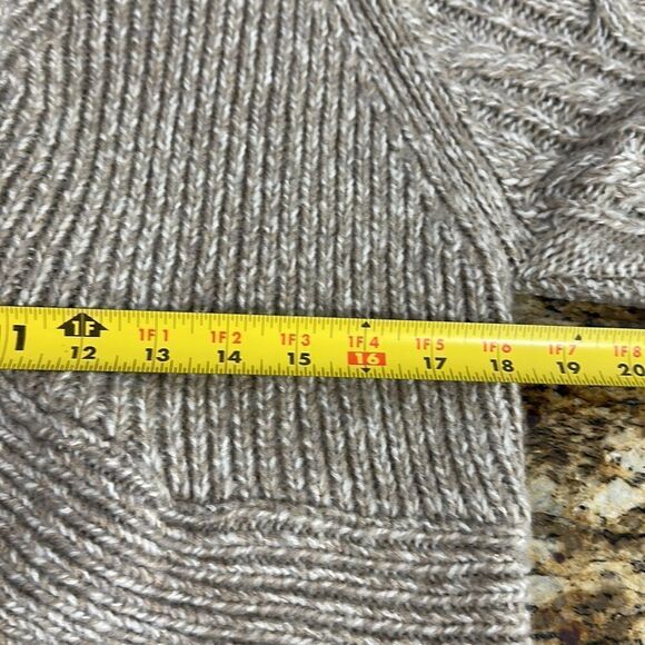 Chico’s Heather Pale Brown Cable Knit 3/4 Sleeves Cardigan Sweater Size L - Picture 6 of 7